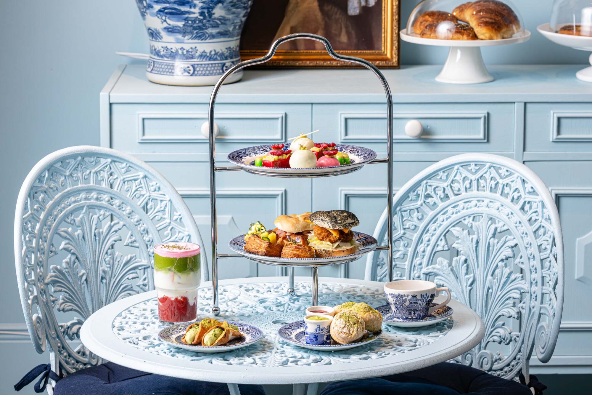Willow Tea Room Table Details
